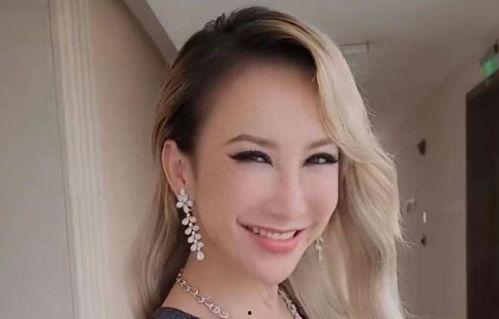 李玟的学生爆料视频在线观看,揭秘明星背后的真实生活  第2张