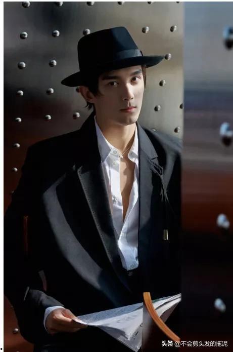 吴磊爆料八卦视频大全,揭秘娱乐圈那些不为人知的八卦瞬间 第1张 吴磊爆料八卦视频大全,揭秘娱乐圈那些不为人知的八卦瞬间 第1张